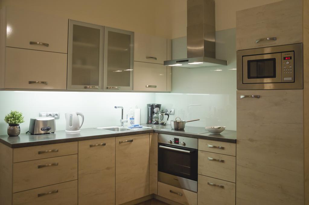 Modern Apartment Všehrdova Prag Exterior foto
